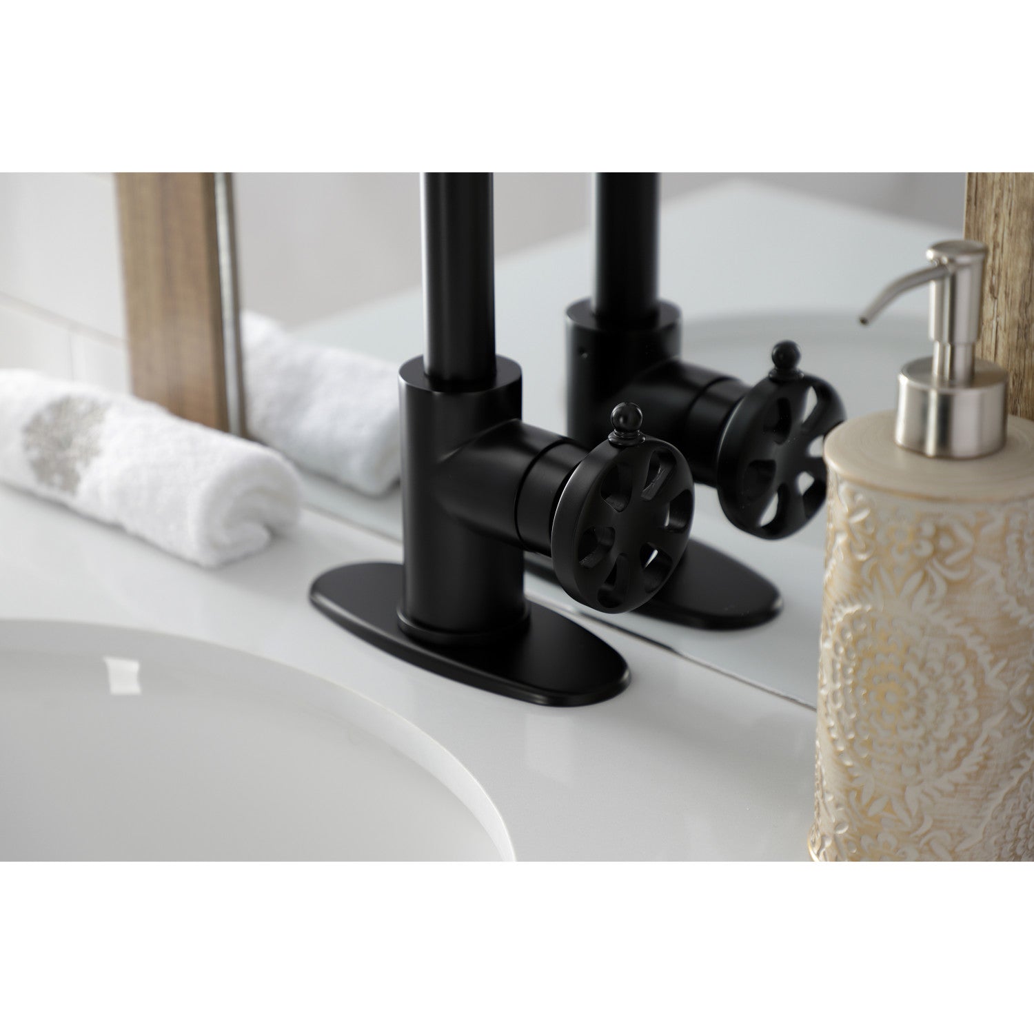 Kingston Sona KSD144RXMB - Belknap One-Handle 1-Hole Bathroom Faucet with Deck Plate and Push Pop-Up Drain, Matte Black — thumbnail 2